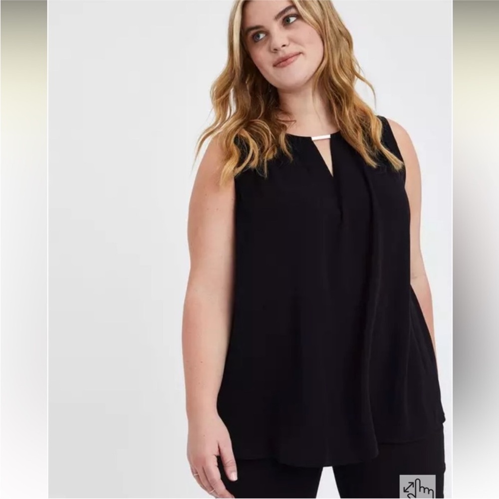 NWT Torrid Rayon Crepe Metal Keyhole Tank Black Size 1 (14-16)
